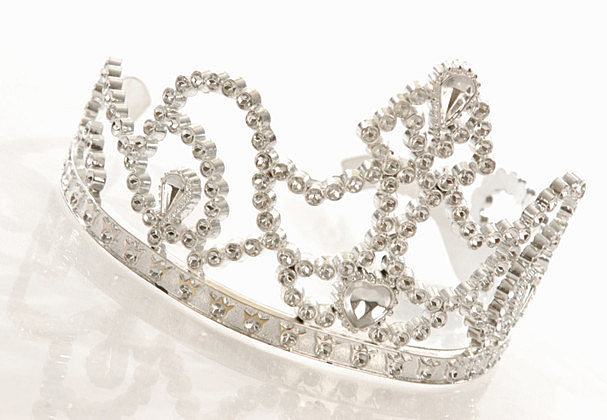 tiara or crown