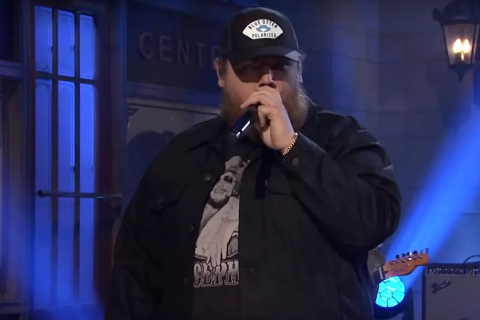 WATCH: Luke Combs Performs ‘Lovin’ on You’, ‘Beer Never Broke My Heart’ on ‘Saturday Night Live’